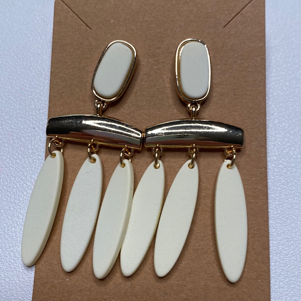 Off White Faux Clay Oval Drop Earrings